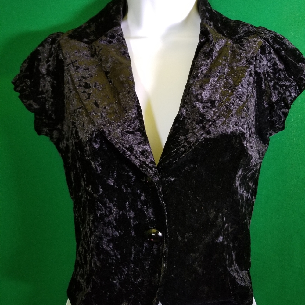 Forever 21 Black Velvet Retro Short-Sleeve Jacket